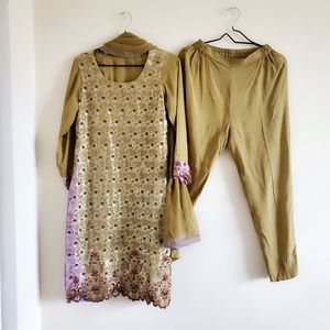 3 Piece Fancy Pakistani Outfit